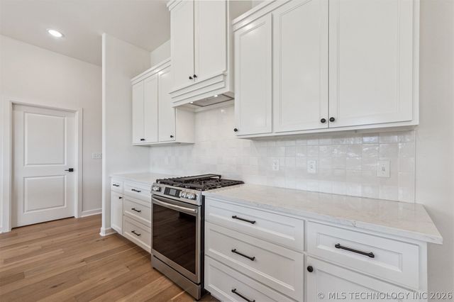 9730 E 132nd Street, Bixby, OK 74008