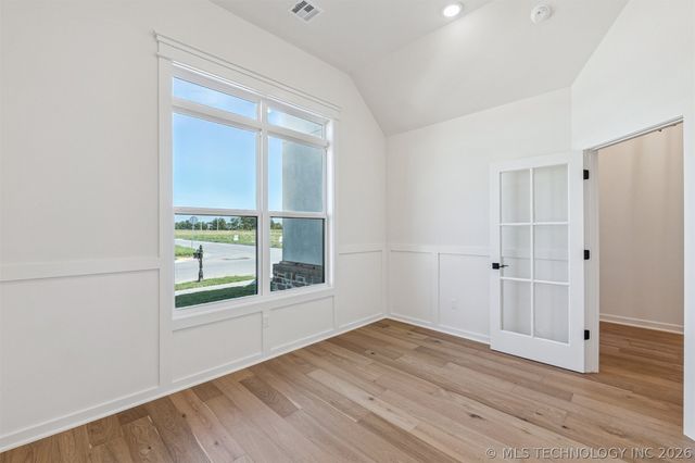 9730 E 132nd Street, Bixby, OK 74008