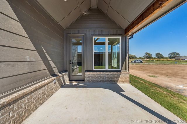 9730 E 132nd Street, Bixby, OK 74008