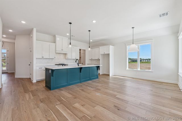 9730 E 132nd Street, Bixby, OK 74008