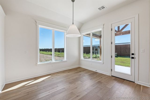 9730 E 132nd Street, Bixby, OK 74008