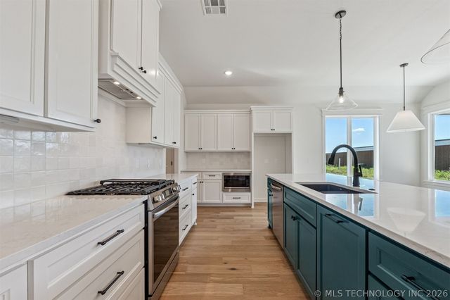 9730 E 132nd Street, Bixby, OK 74008