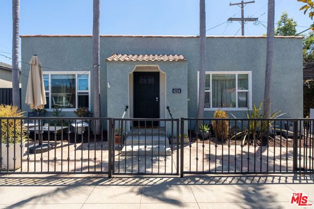 4224 E 11th Street, Long Beach, CA 90804