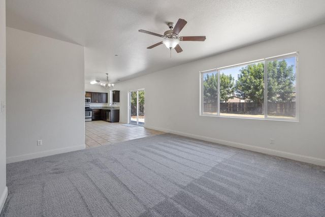 2964 Hannah Avenue, Sanger, CA 93657