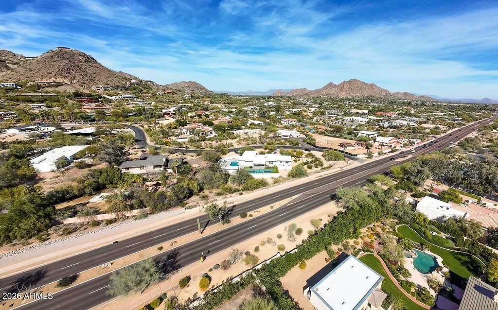 Image 14 of property listing at 6516 N 43RD Place 19, Paradise Valley, AZ 85253