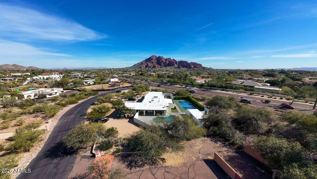 Image 24 of property listing at 6516 N 43RD Place 19, Paradise Valley, AZ 85253