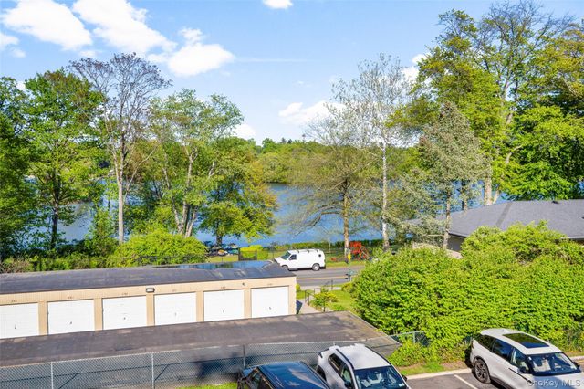 4 Channing Place 2R, Eastchester, NY 10709