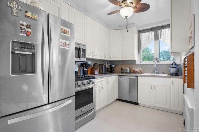 4 Channing Place 2R, Eastchester, NY 10709