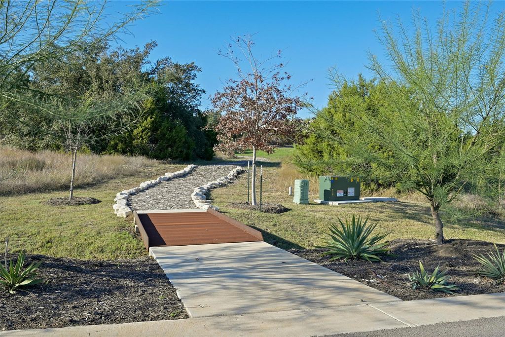 5712 Twin Peaks TRCE, Austin, TX 78738