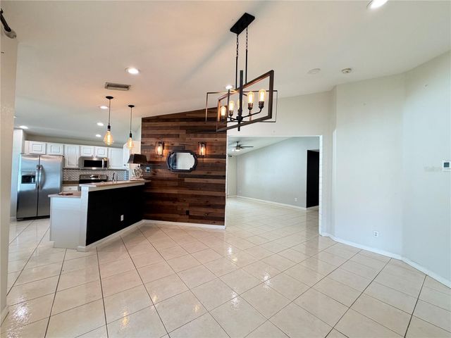 4426 WINDSONG AVENUE, North Port, FL 34287