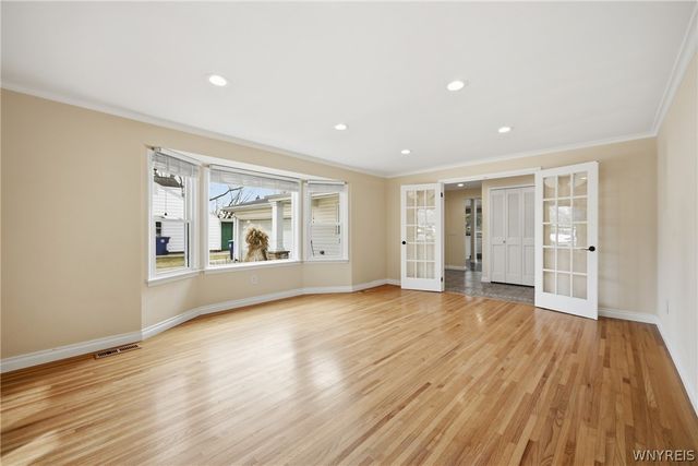 28 Fox Chapel Road, Amherst, NY 14221