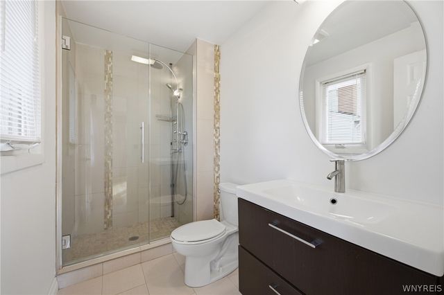 28 Fox Chapel Road, Amherst, NY 14221