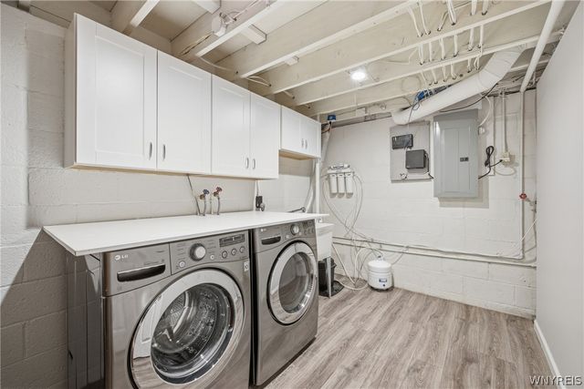 28 Fox Chapel Road, Amherst, NY 14221