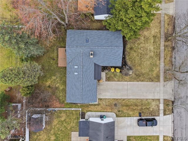 28 Fox Chapel Road, Amherst, NY 14221