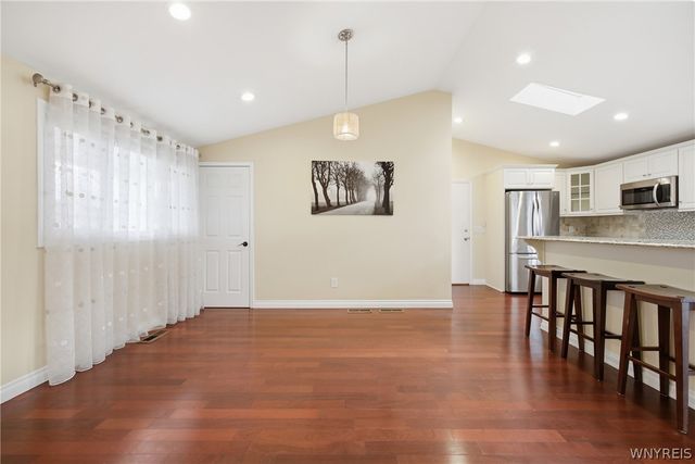 28 Fox Chapel Road, Amherst, NY 14221