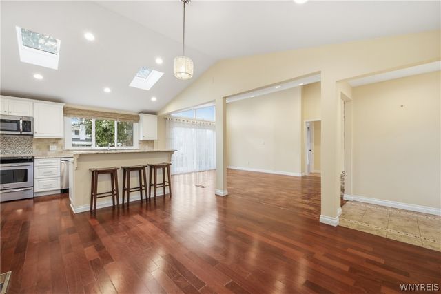 28 Fox Chapel Road, Amherst, NY 14221