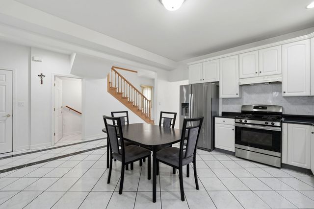 6916 W Forest Preserve Drive, Harwood Heights, IL 60706