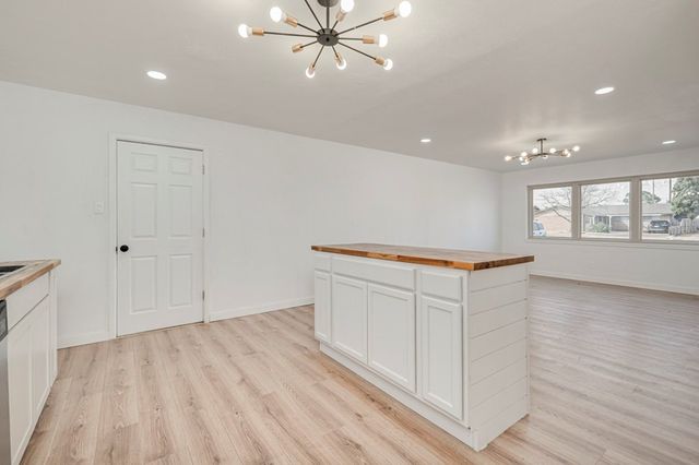 4601 Thomason Dr, Midland, TX 79703