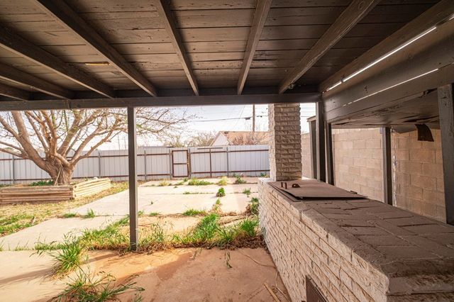 4601 Thomason Dr, Midland, TX 79703