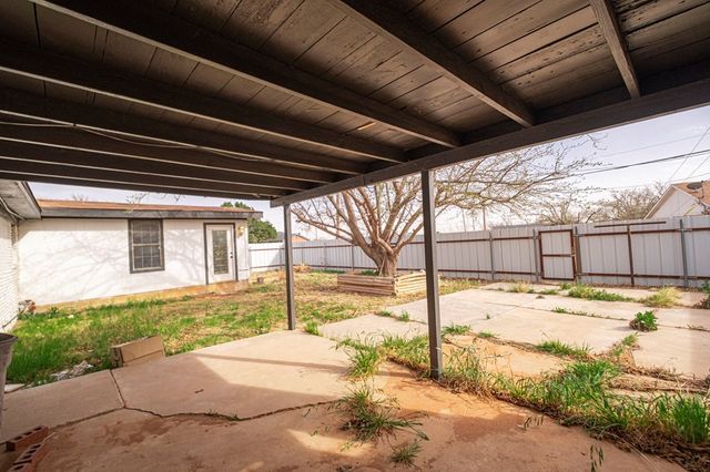 4601 Thomason Dr, Midland, TX 79703