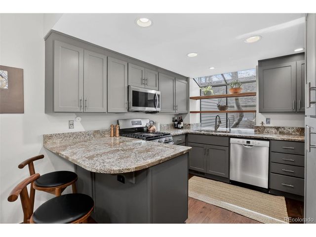 353 Harrison St, Denver, CO 80206