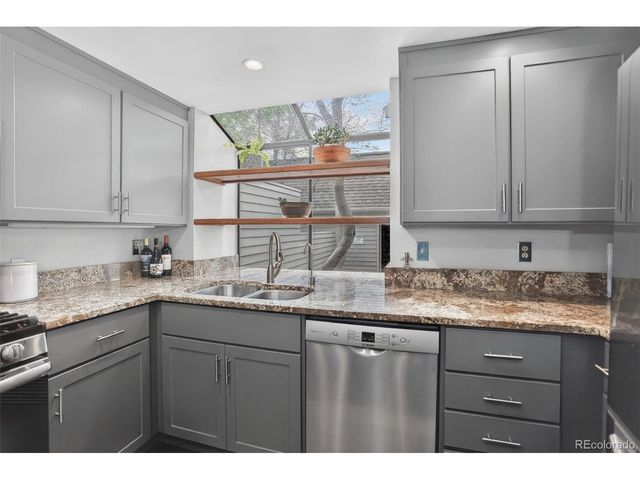 353 Harrison St, Denver, CO 80206