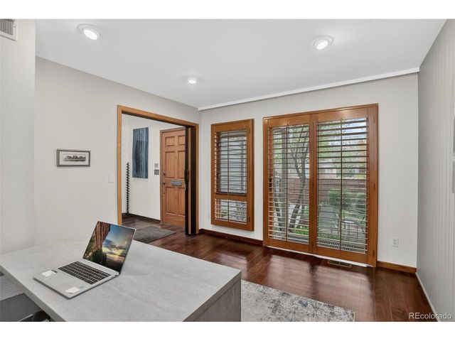 353 Harrison St, Denver, CO 80206