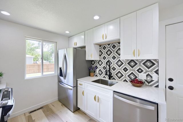 6152 W 68th Avenue, Arvada, CO 80003