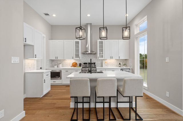 1193 W 19th Street, Houston, TX 77008