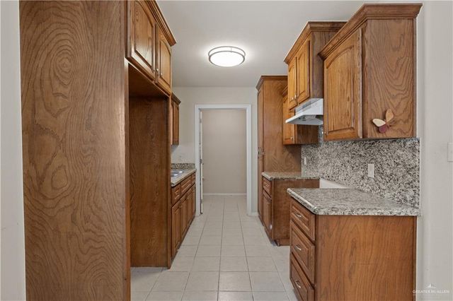 802 Ellis Avenue, Alamo, TX 78516