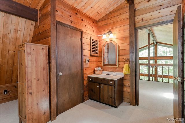 1115 Old Church Rd, Hanover, VA 23111