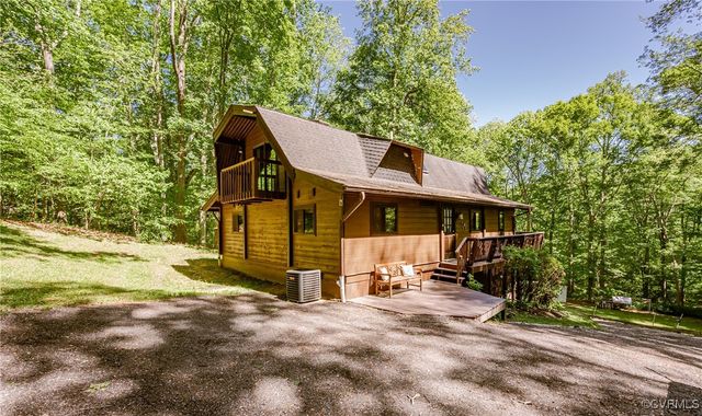 1115 Old Church Rd, Hanover, VA 23111
