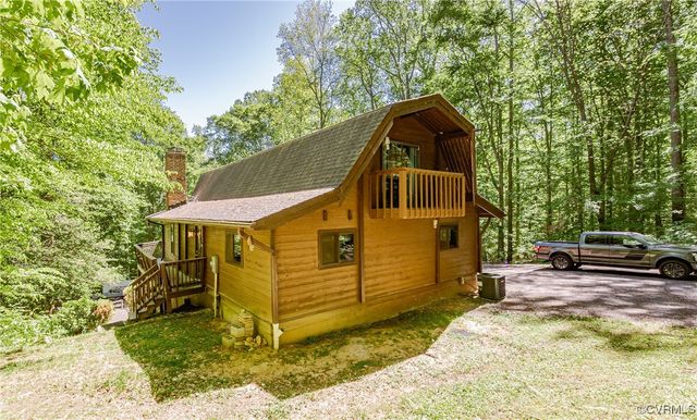 1115 Old Church Rd, Hanover, VA 23111