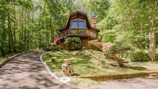 1115 Old Church Rd, Hanover, VA 23111