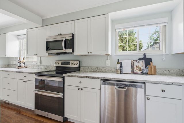 2490 Vassar Place, Columbus, OH 43221