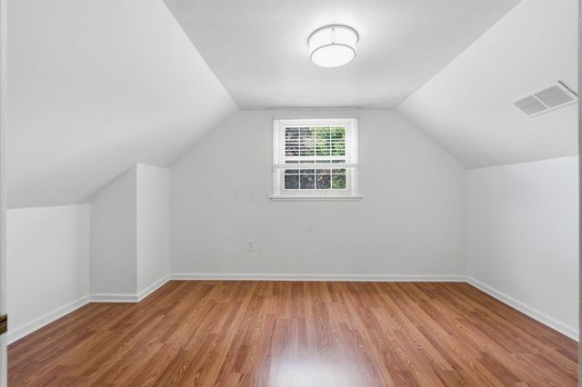 2490 Vassar Place, Columbus, OH 43221