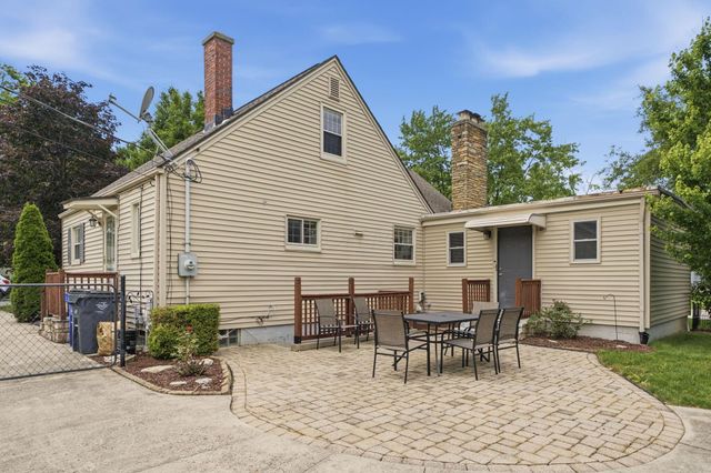 2490 Vassar Place, Columbus, OH 43221