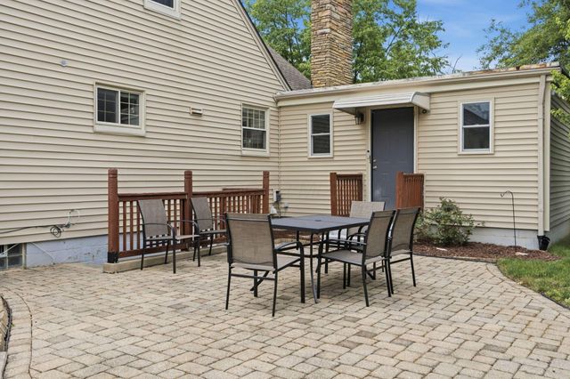 2490 Vassar Place, Columbus, OH 43221