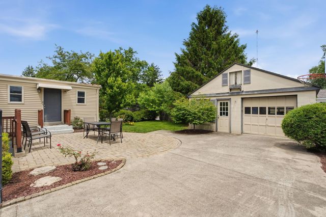 2490 Vassar Place, Columbus, OH 43221