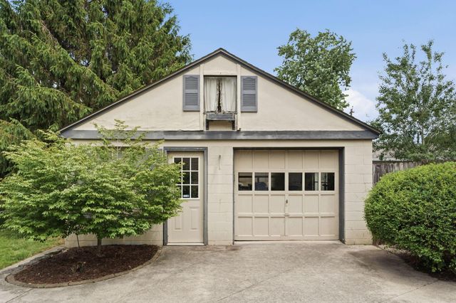 2490 Vassar Place, Columbus, OH 43221