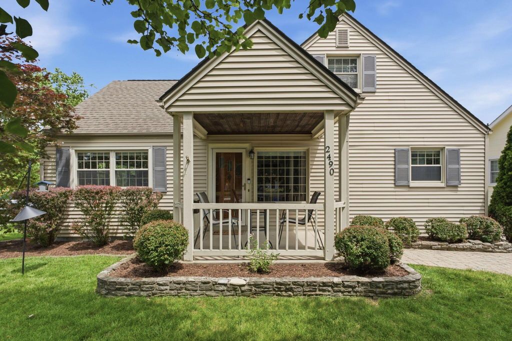 2490 Vassar Place, Columbus, OH 43221