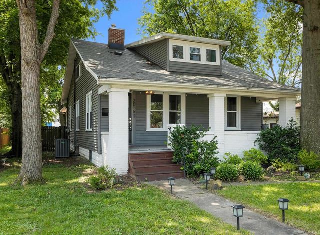 2015 E Blackford Avenue, Evansville, IN 47714