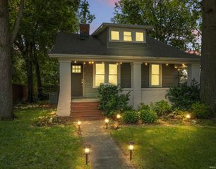 2015 E Blackford Avenue, Evansville, IN 47714