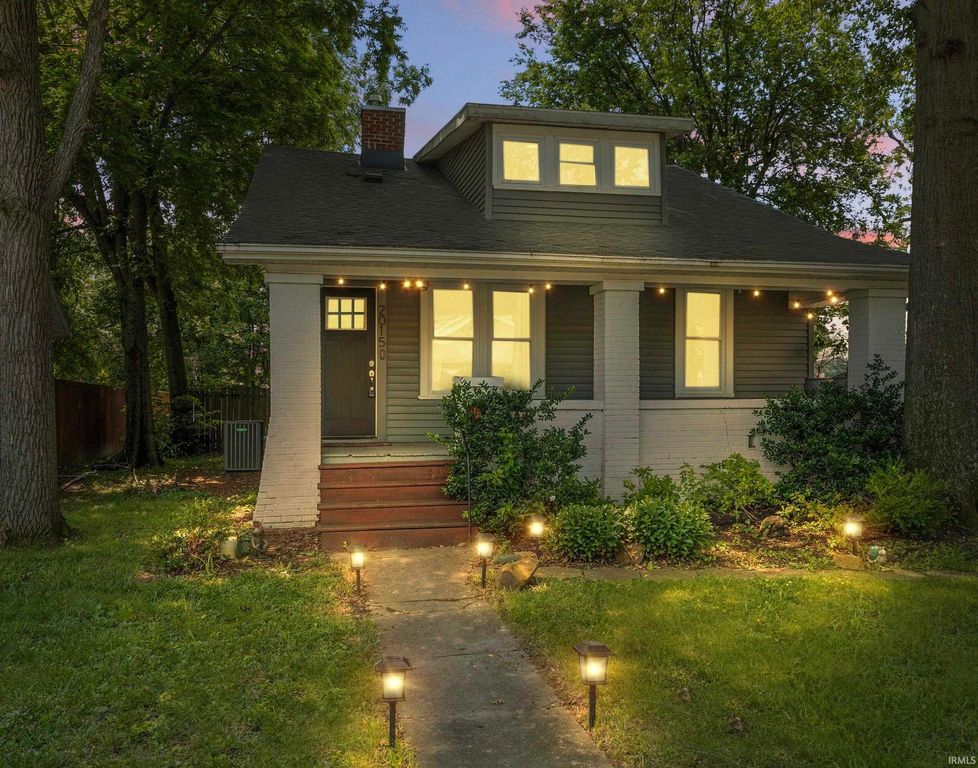 2015 E Blackford Avenue, Evansville, IN 47714