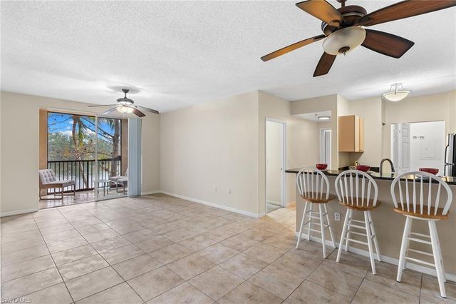 1130 Reserve WAY # 3, Naples, FL 34105