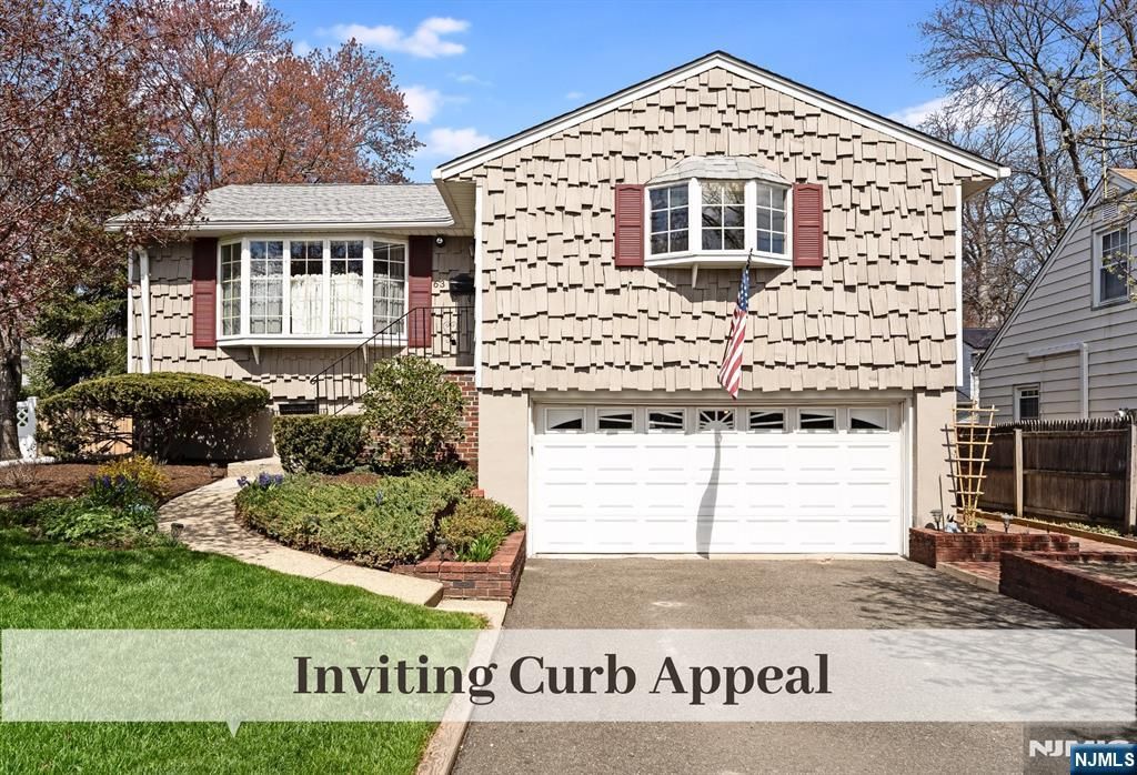 63 Moore Avenue, Waldwick, NJ 07463