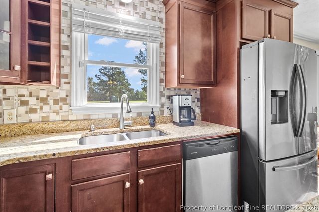 1795 HAMPTON OAKS Drive, Fayetteville, NC 28314