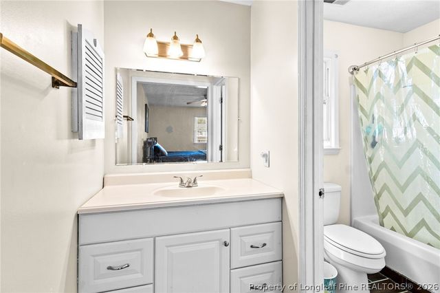 1795 HAMPTON OAKS Drive, Fayetteville, NC 28314