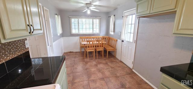 622 Cypress Street, Bakersfield, CA 93304