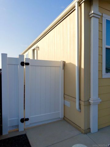 62 Hummingbird Ln., Oceanside, CA 92057